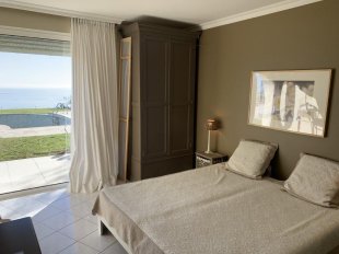 Villa à vendre avec une vue mer panoramique et 5 chambres - CANNES Image 9