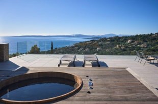 Villa à louer avec 4 chambres et une vue mer panoramique - ISSAMBRES Image 10