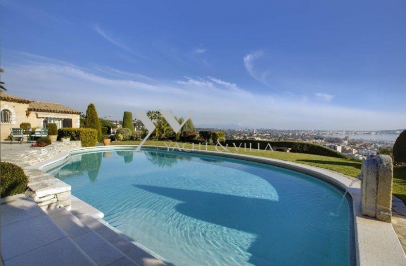 Villa a vendre avec une vue mer panoramique - Golfe Juan Image 19