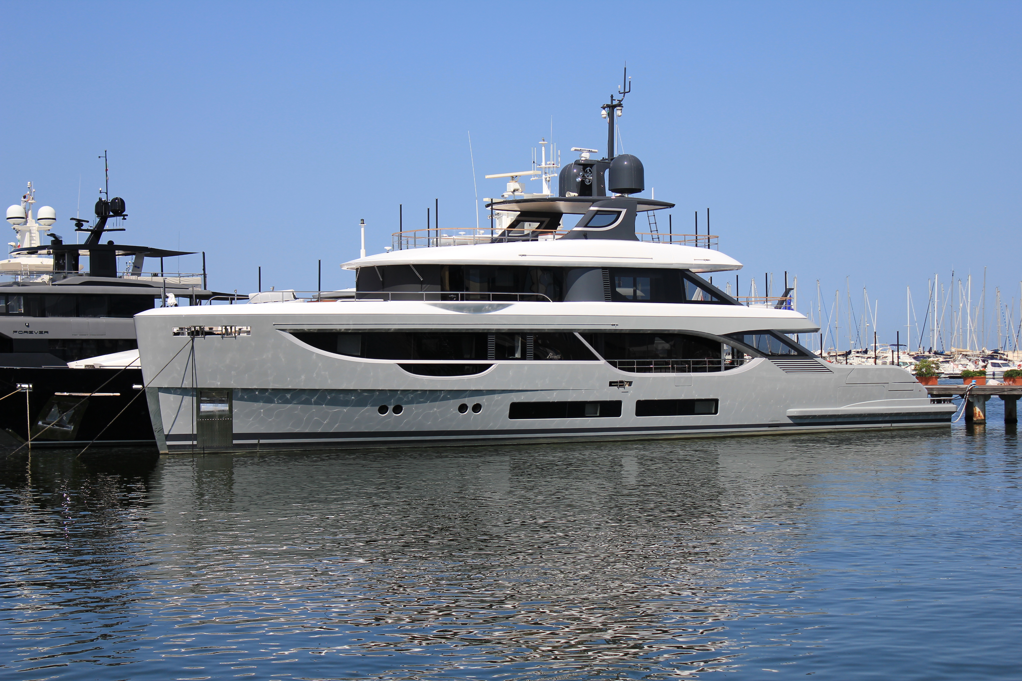 Benetti Oasis 34m Yacht à Vendre